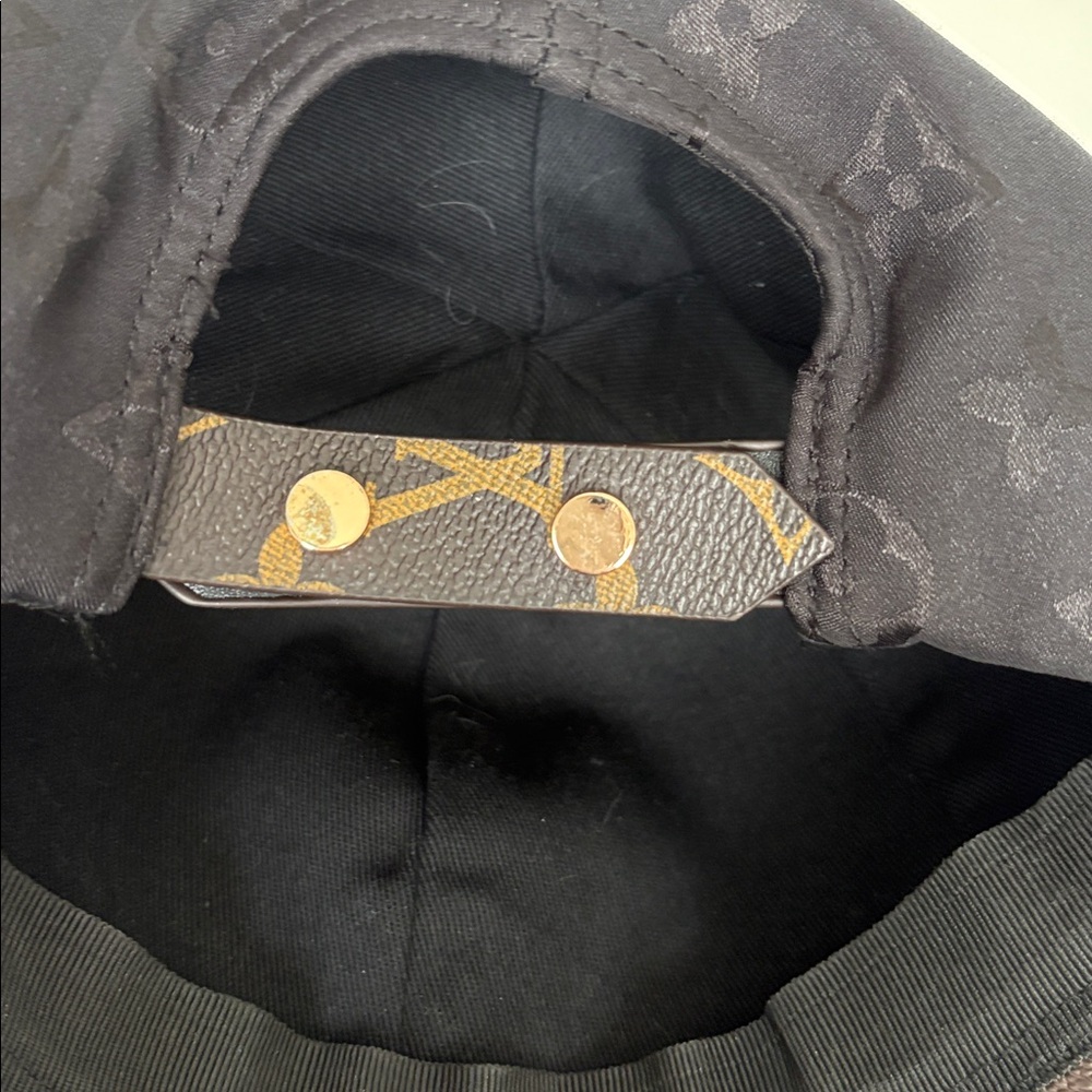 Fashion Black Crown with Brown Monogram Leather Brim Cap Hat - Picture 2 of 5